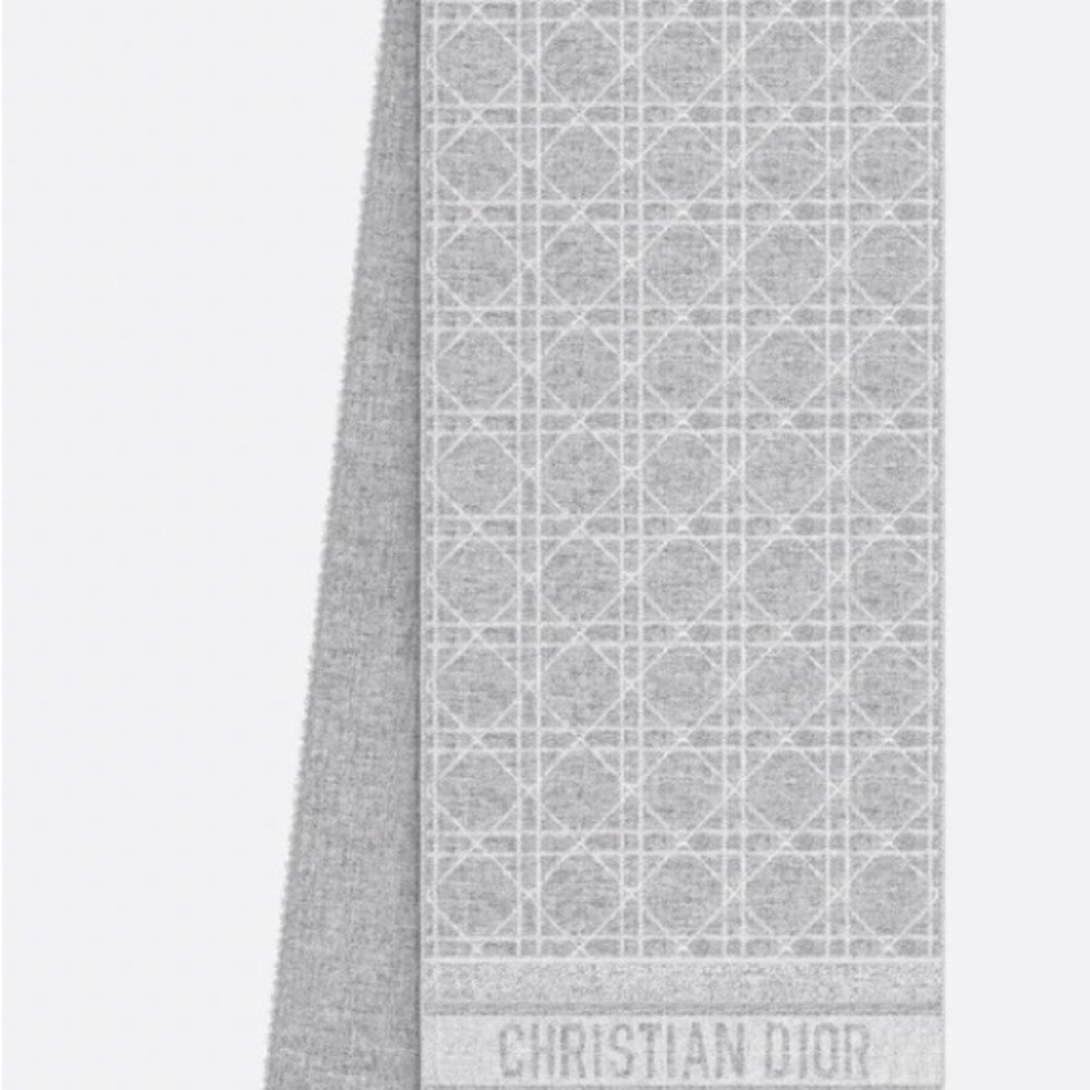 Dior Elegant Gray Cannage Scarf - Picture 2 of 3
